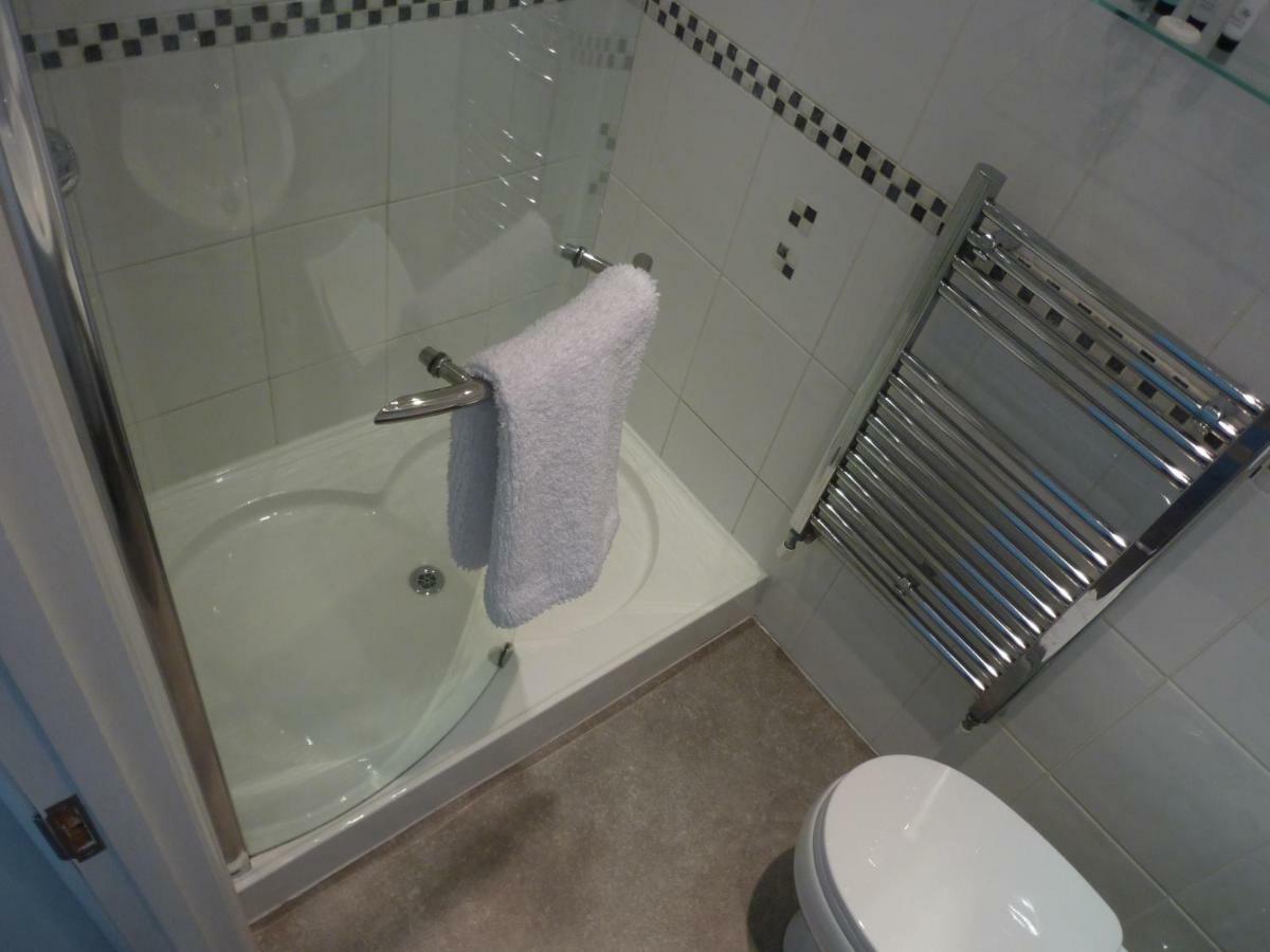 Almondsbury Luxury Apartment エクステリア 写真