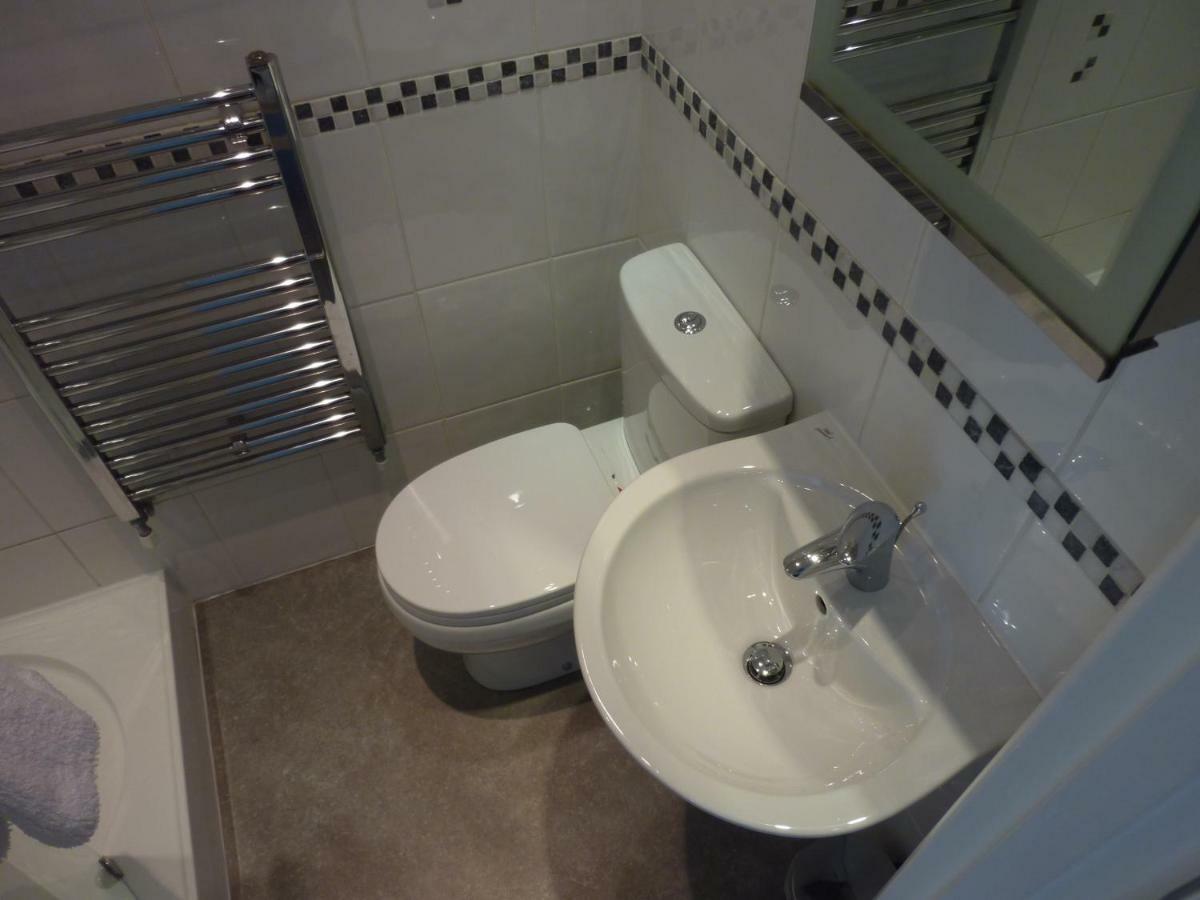 Almondsbury Luxury Apartment エクステリア 写真