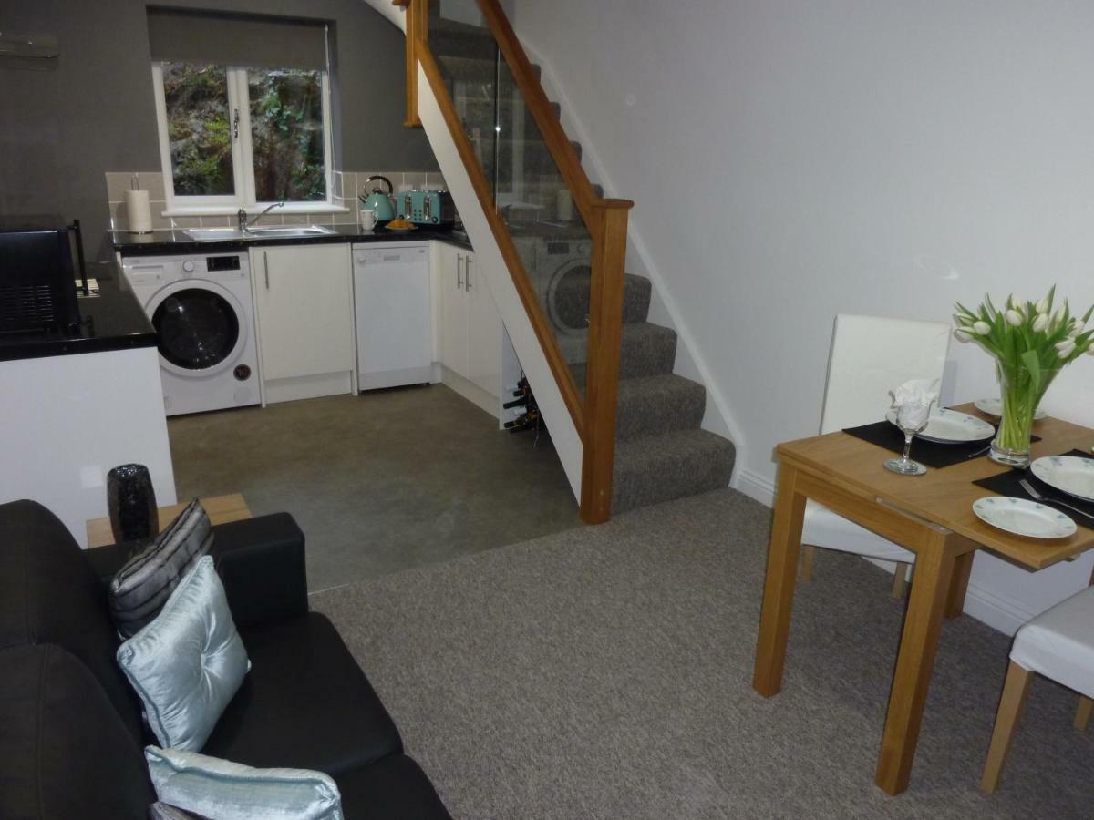 Almondsbury Luxury Apartment エクステリア 写真